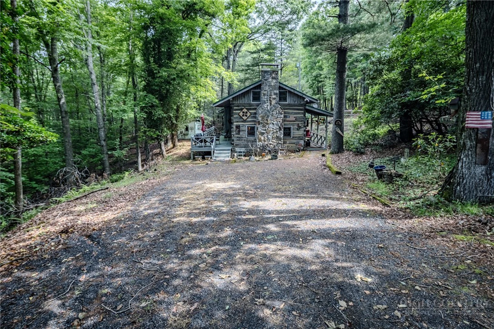 Image number 2 for the current listing