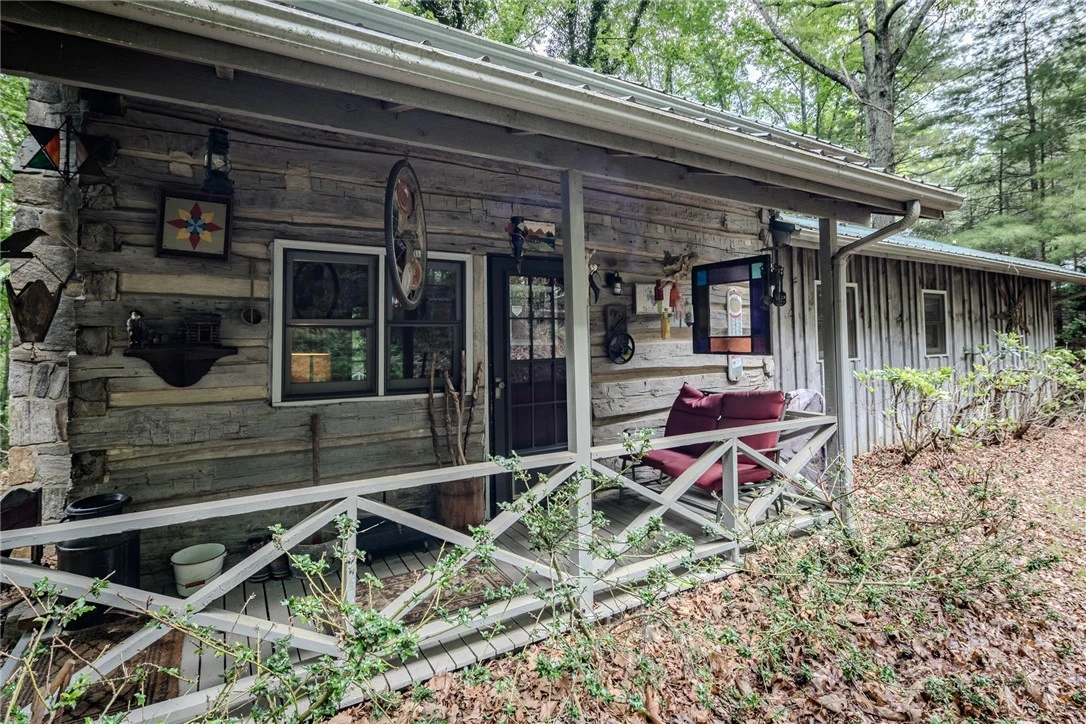 Image number 8 for the current listing