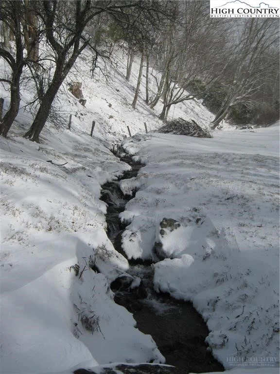 Image number 6 for the current listing