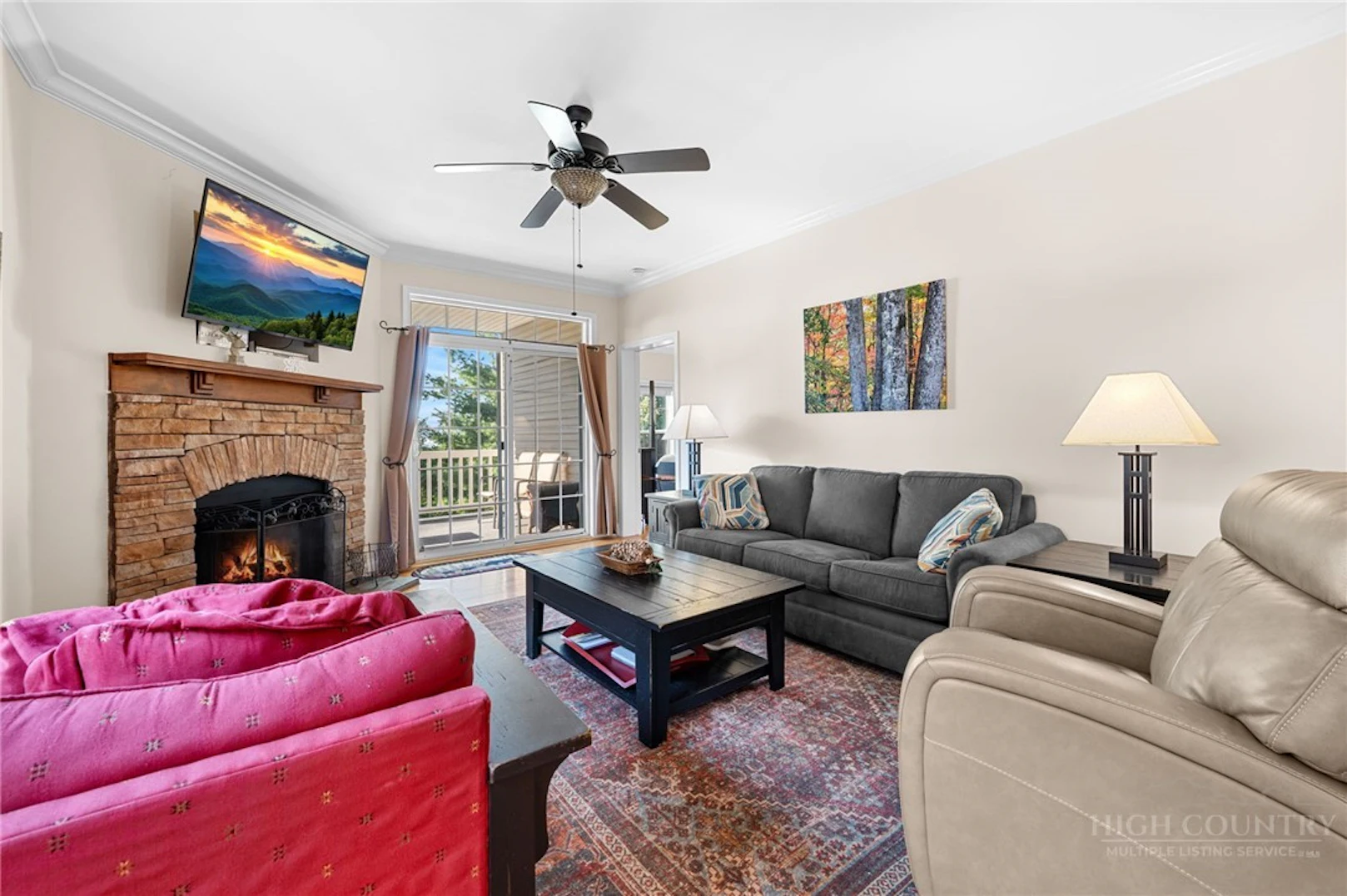 Image number 5 for the current listing