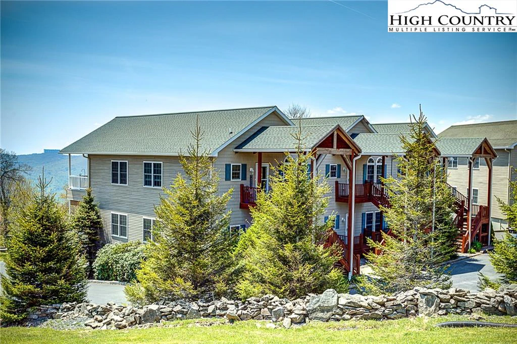 Image number 20 for the current listing