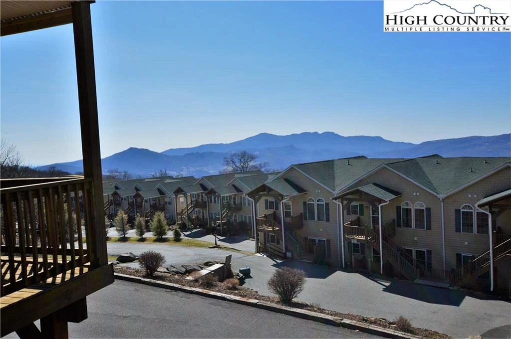 Image number 13 for the current listing