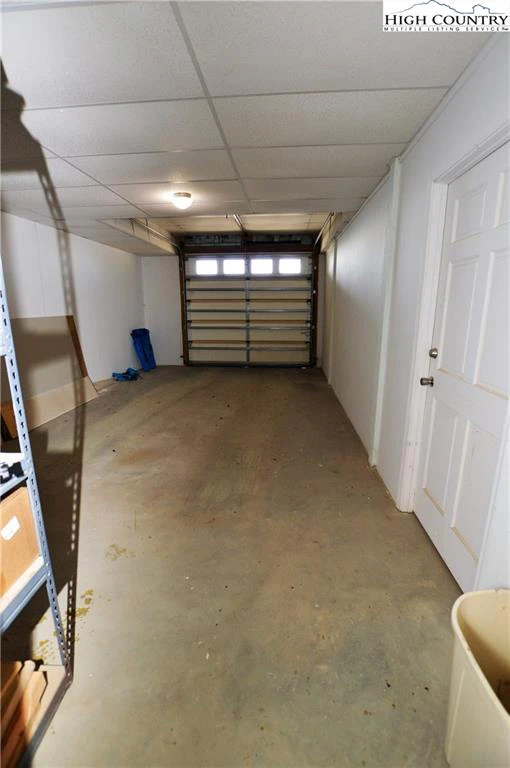 Image number 4 for the current listing