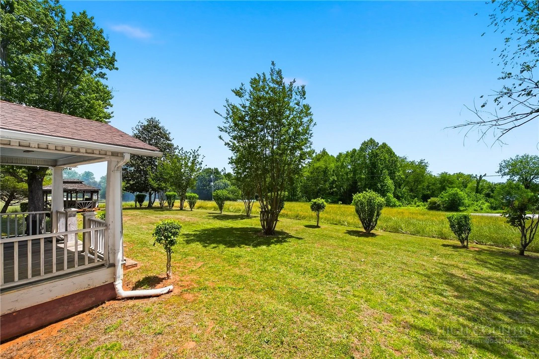 Image number 3 for the current listing