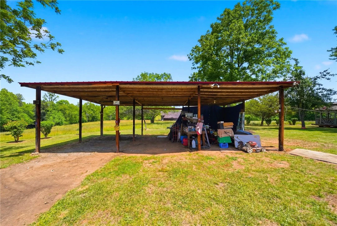 Image number 6 for the current listing