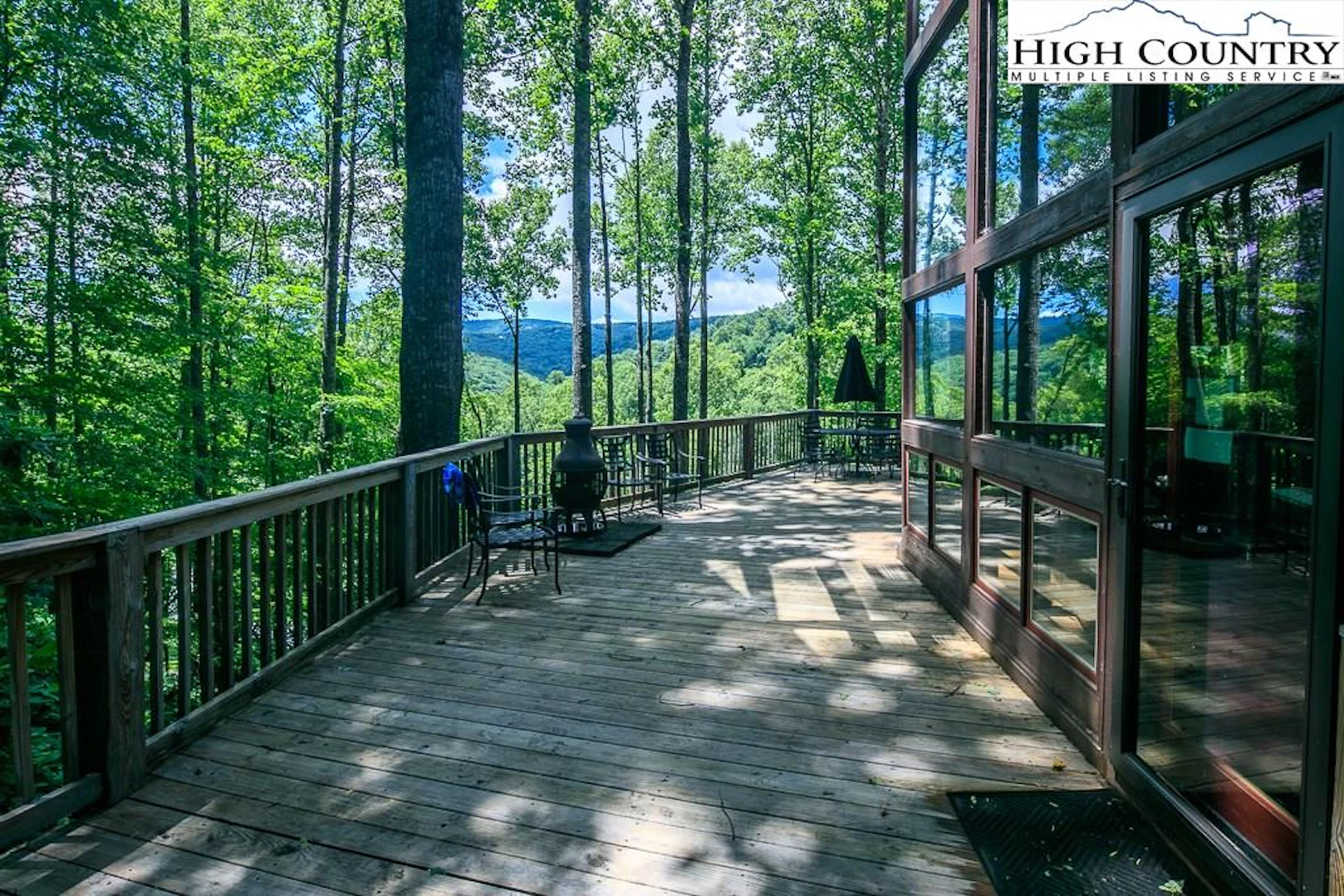Image number 1 for the current listing