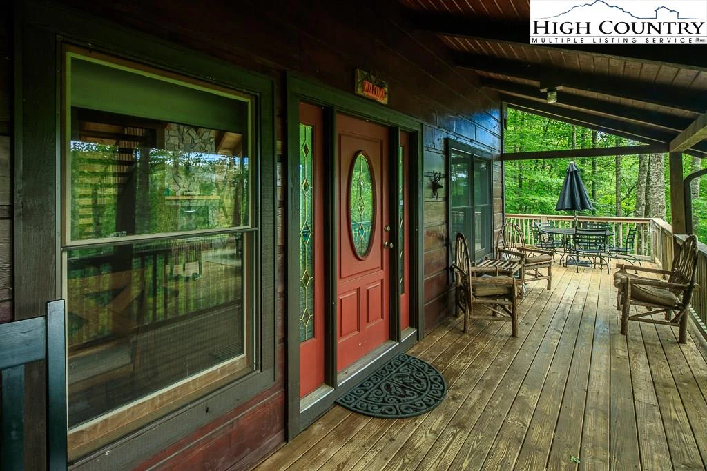 Image number 20 for the current listing