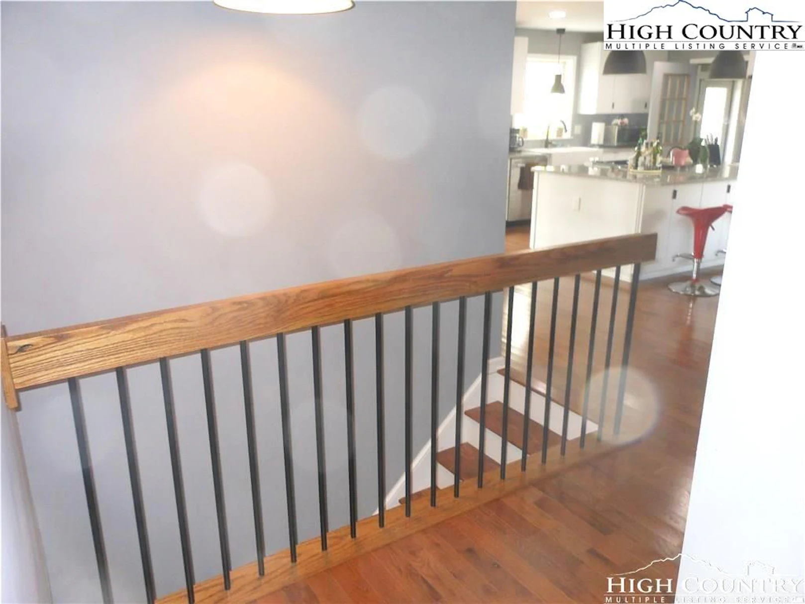 Image number 4 for the current listing
