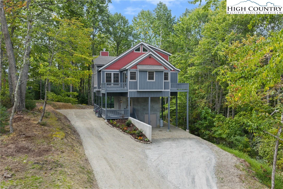 Image number 22 for the current listing