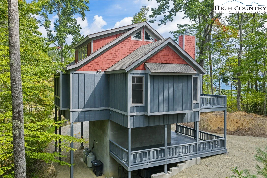 Image number 11 for the current listing