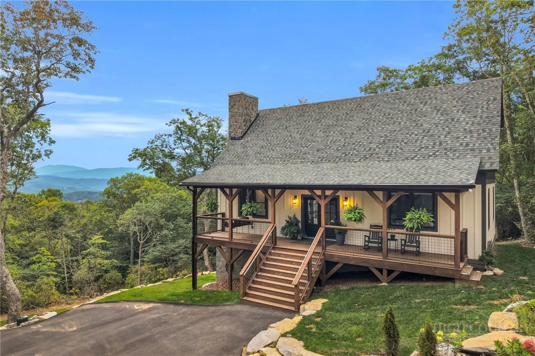 Image number 3 for the current listing