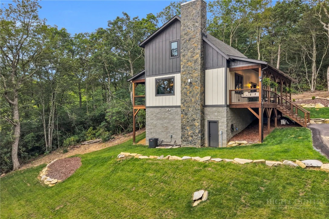 Image number 5 for the current listing