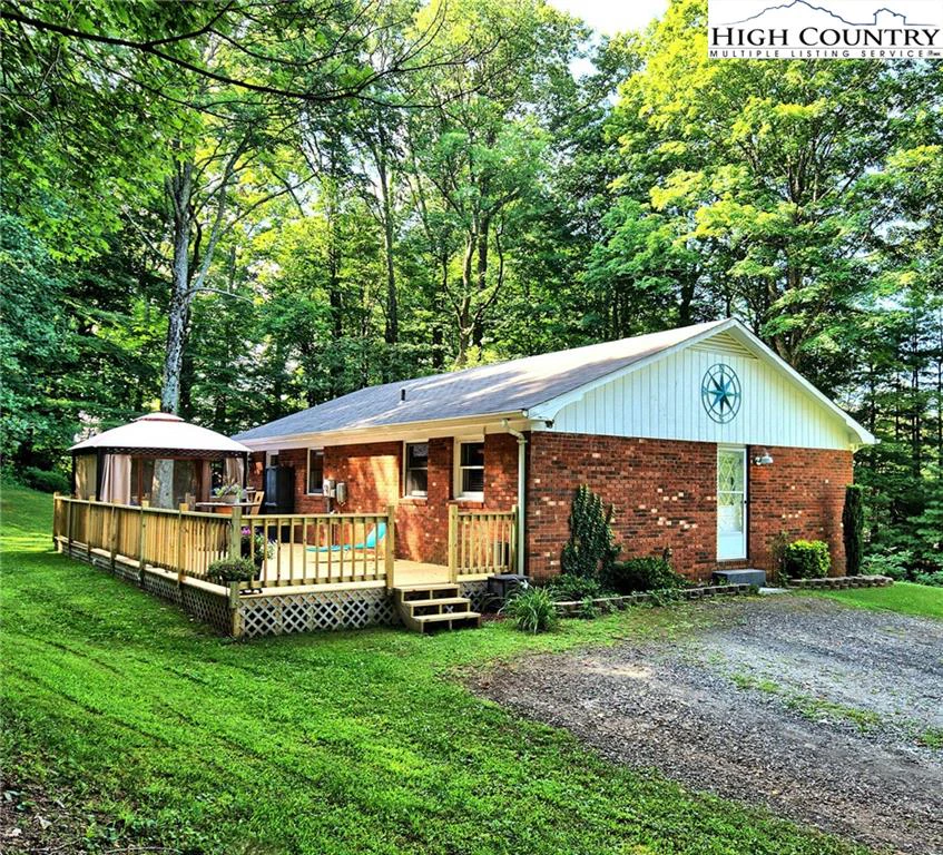 Image number 1 for the current listing