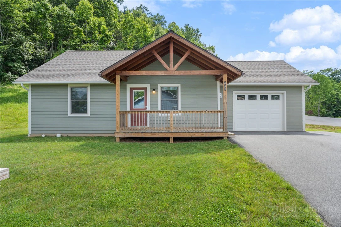 Image number 2 for the current listing