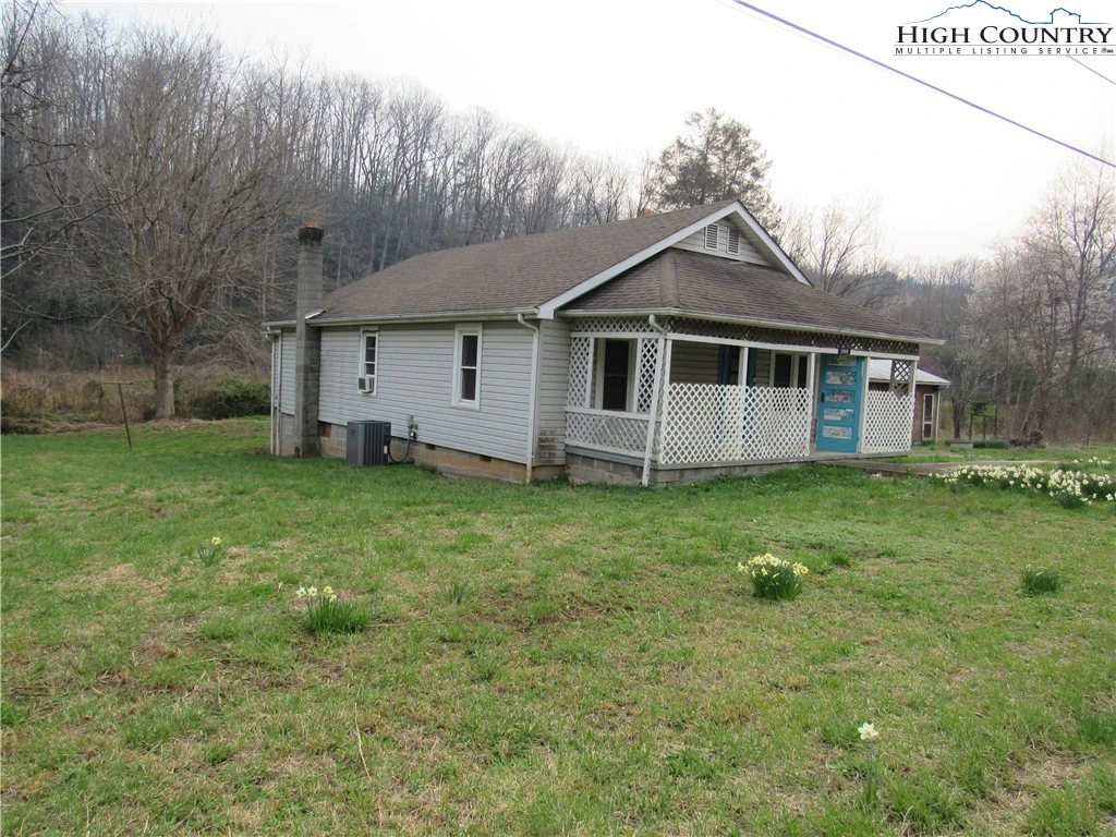 Image number 19 for the current listing