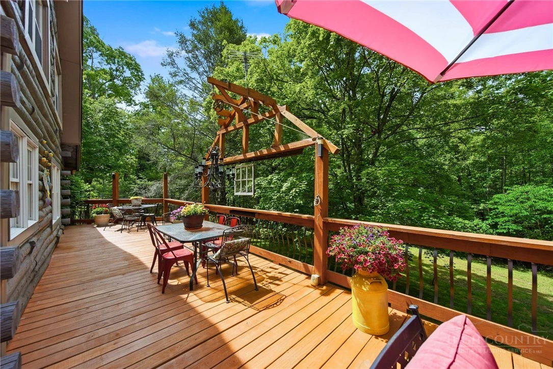 Image number 8 for the current listing