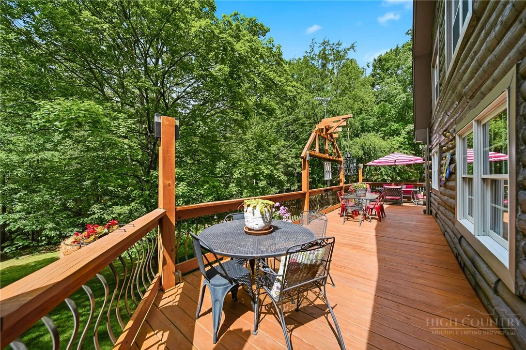 Image number 7 for the current listing