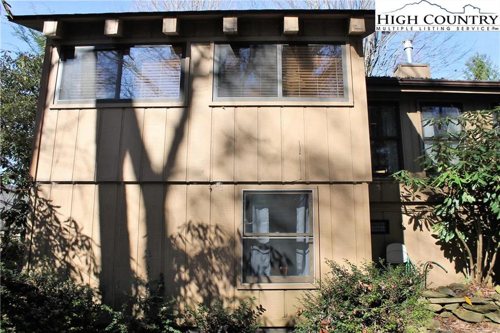 Image number 6 for the current listing