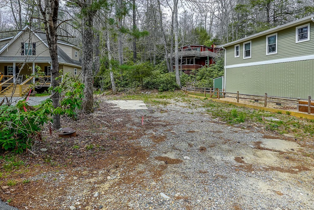 Image number 4 for the current listing