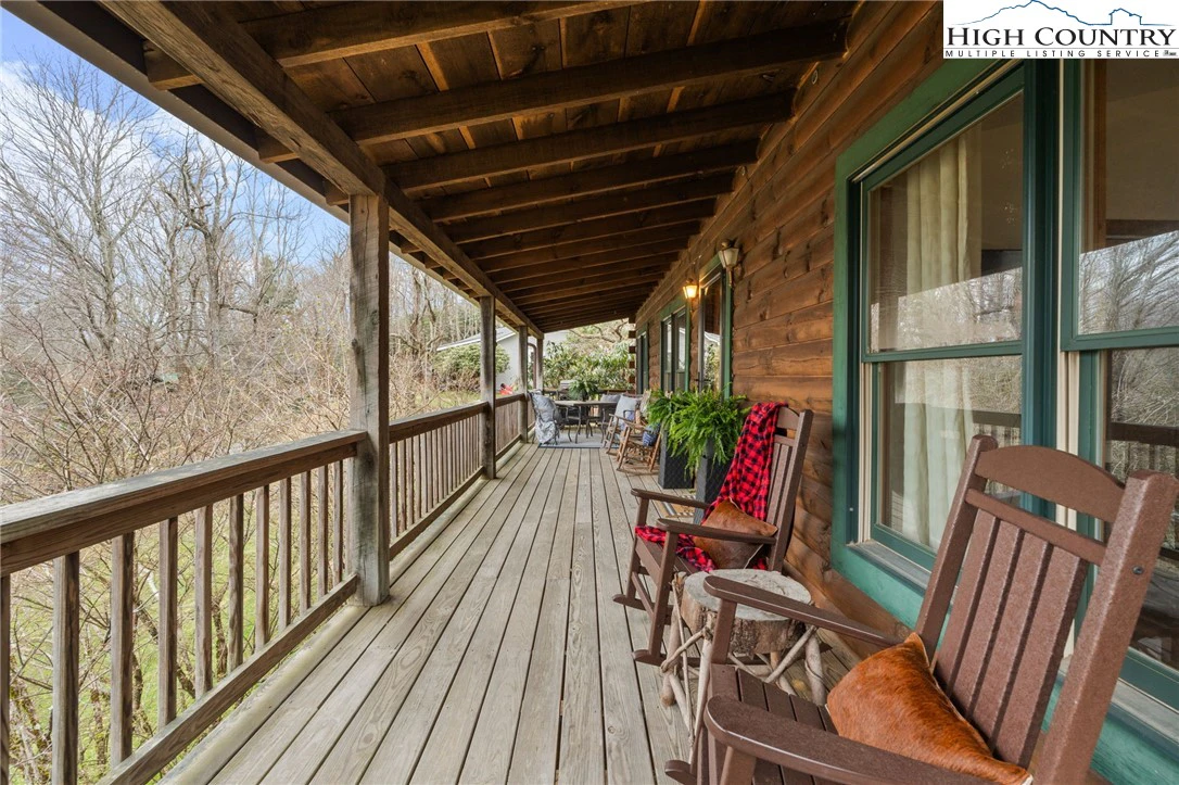 Image number 12 for the current listing