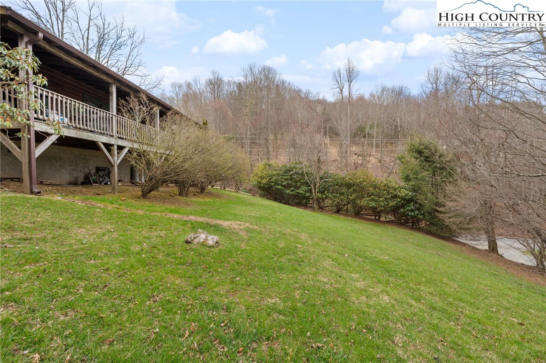 Image number 8 for the current listing
