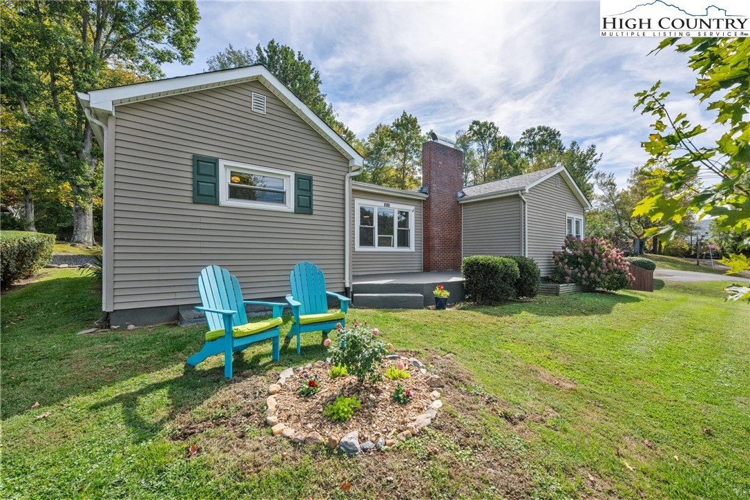 Image number 14 for the current listing