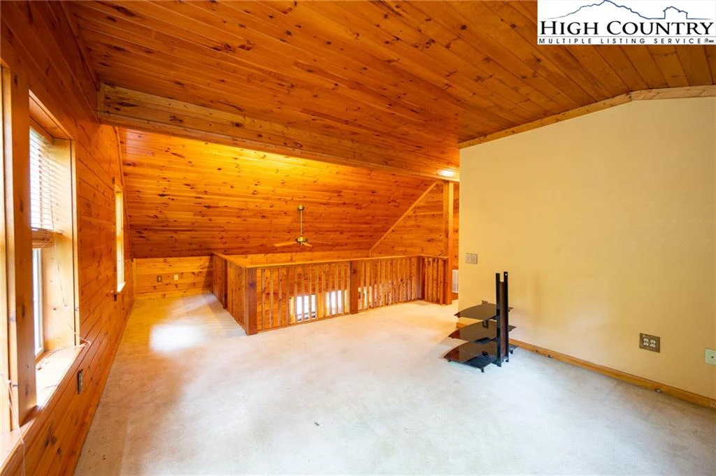 Image number 6 for the current listing