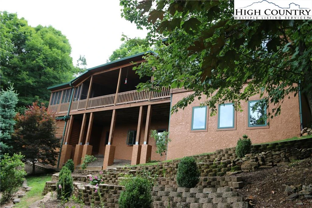 Image number 22 for the current listing