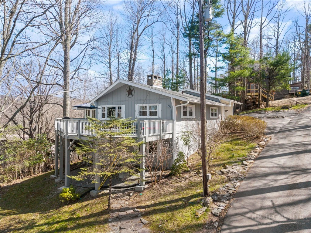 Image number 16 for the current listing