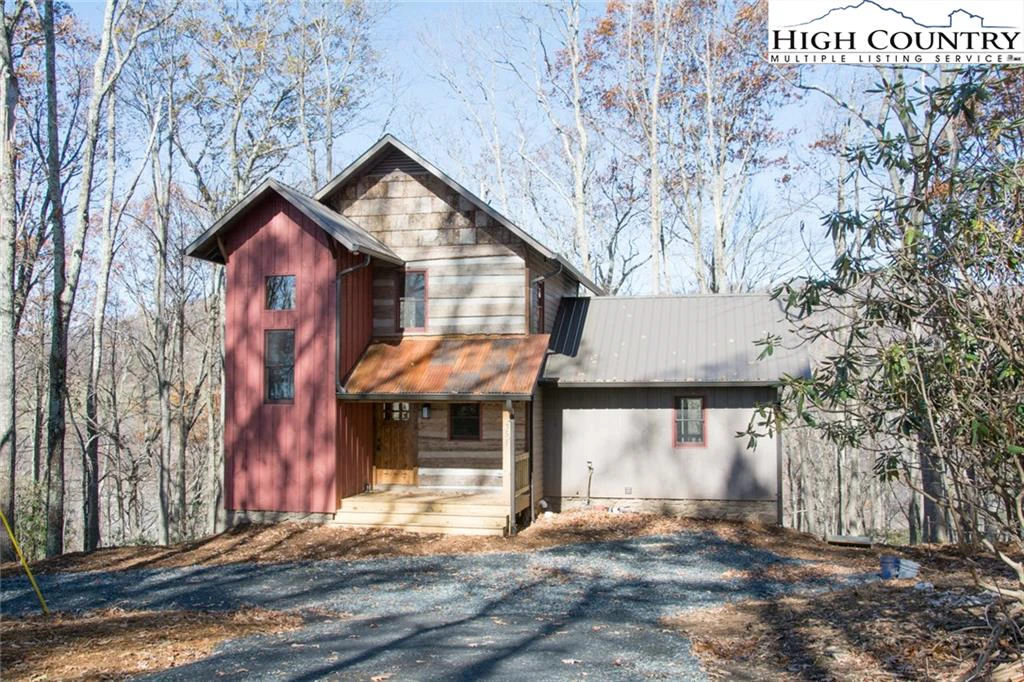 Image number 1 for the current listing