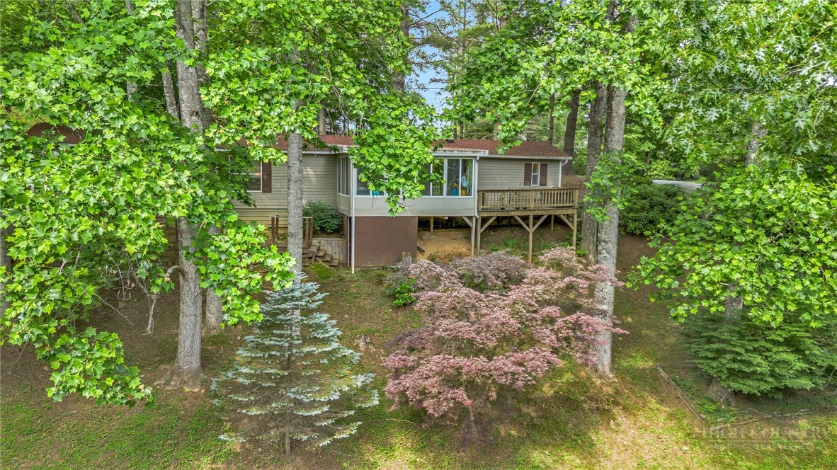 Image number 14 for the current listing