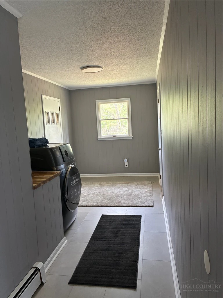 Image number 11 for the current listing