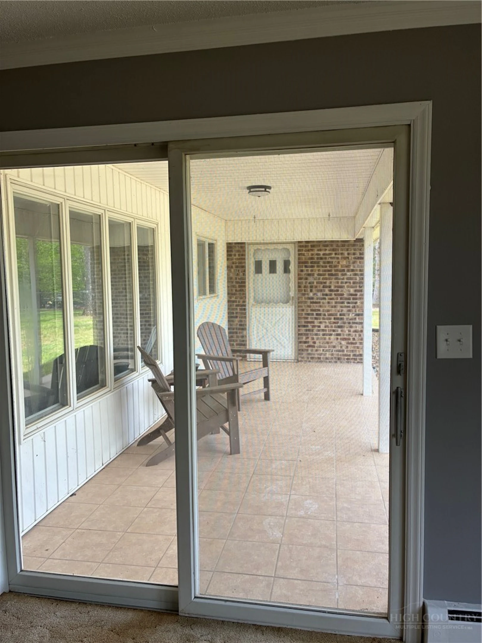 Image number 7 for the current listing