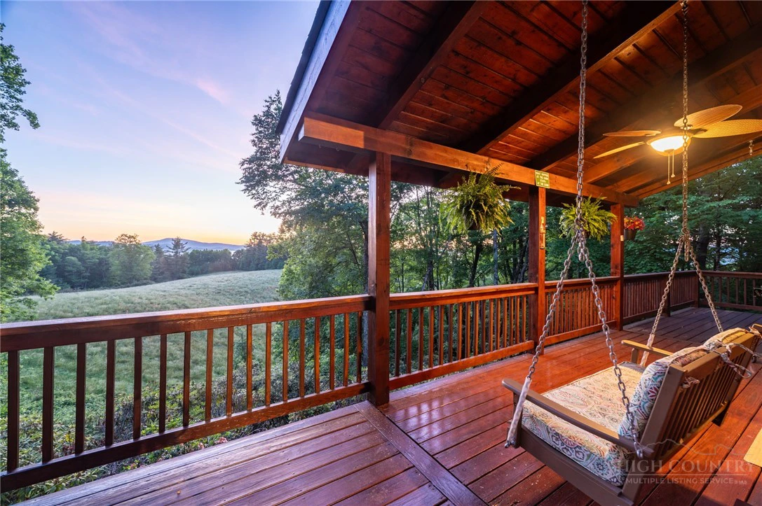 Image number 6 for the current listing