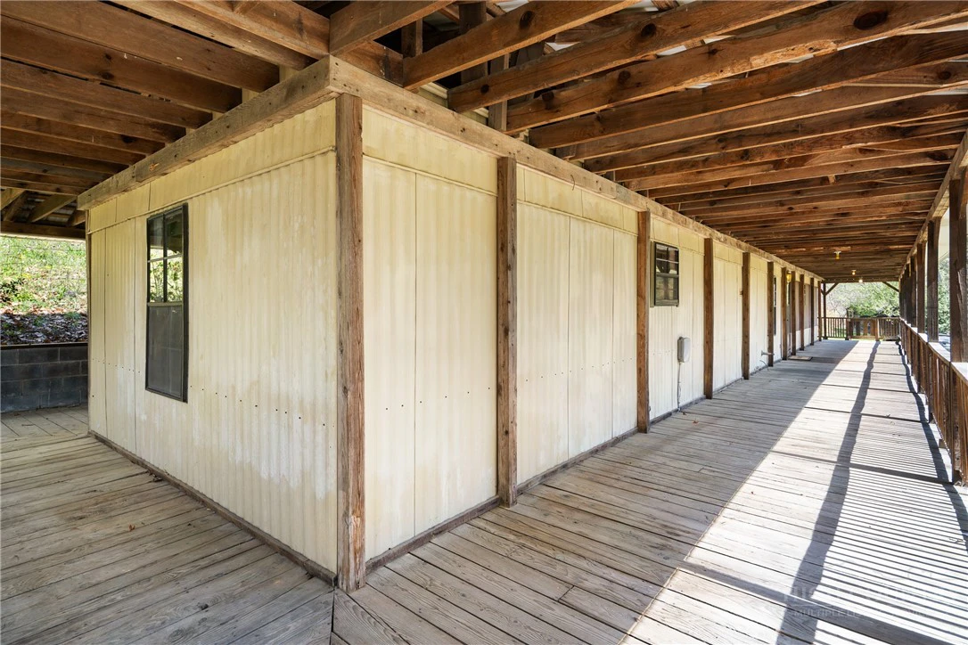 Image number 6 for the current listing