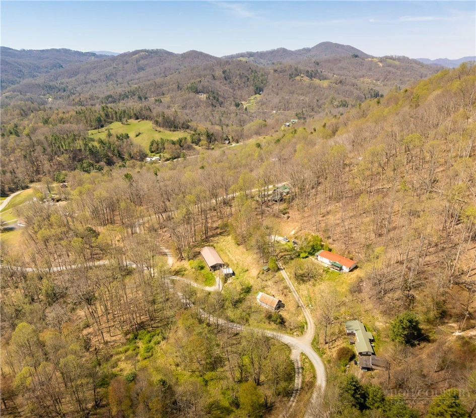 Image number 21 for the current listing