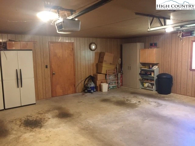 Image number 5 for the current listing