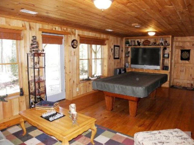 Image number 20 for the current listing
