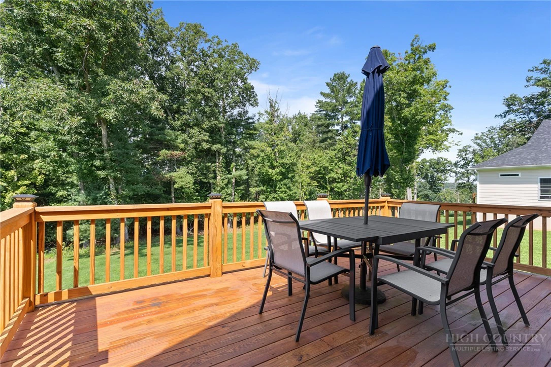 Image number 6 for the current listing