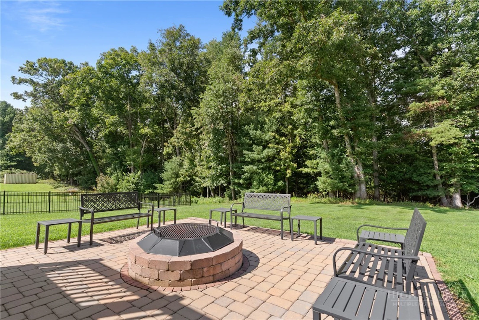 Image number 7 for the current listing