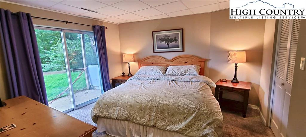 Image number 12 for the current listing