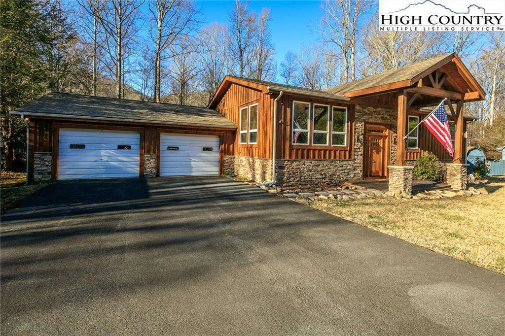 Image number 1 for the current listing