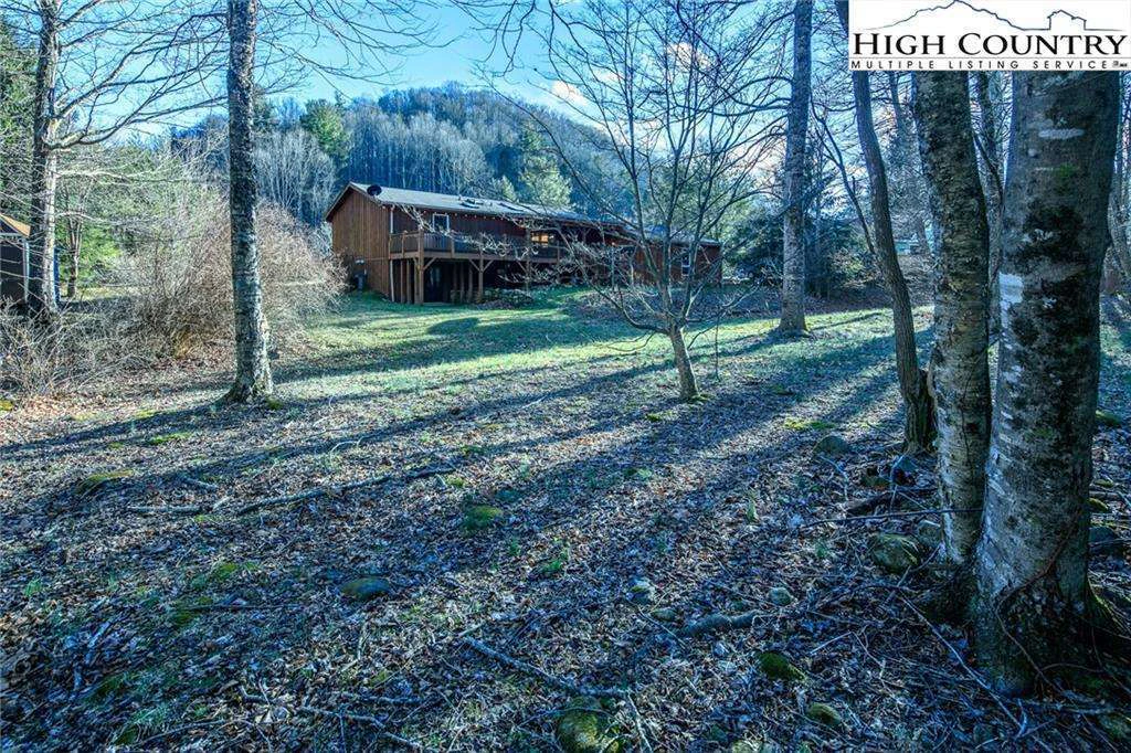 Image number 17 for the current listing