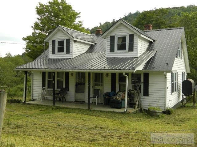 Image number 1 for the current listing