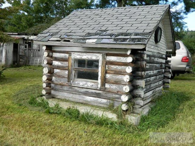 Image number 4 for the current listing