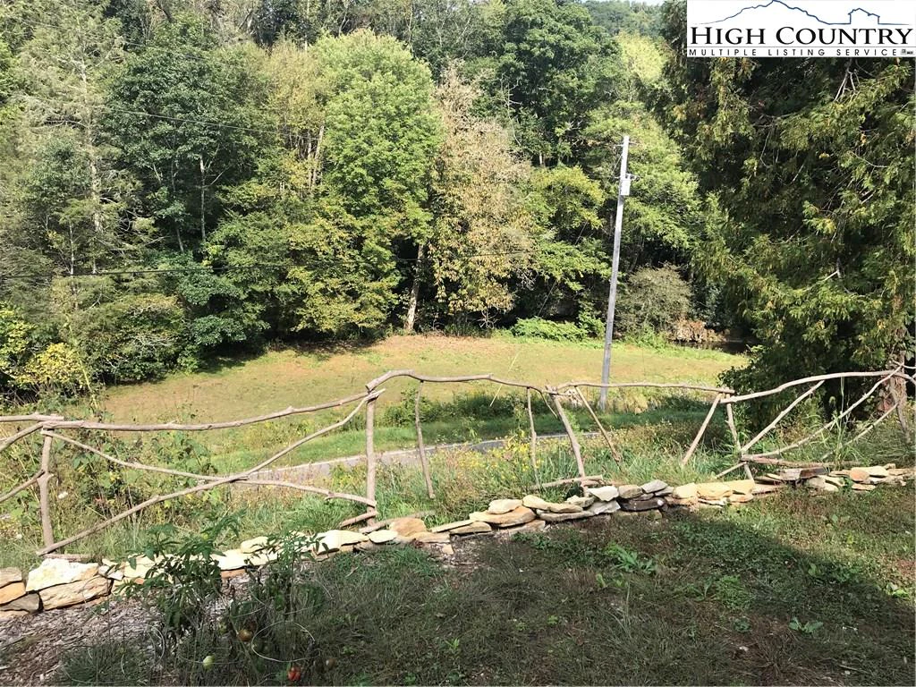 Image number 19 for the current listing