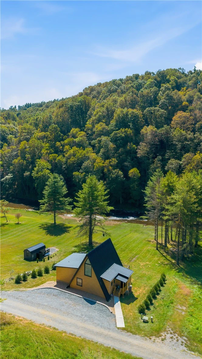 Image number 2 for the current listing