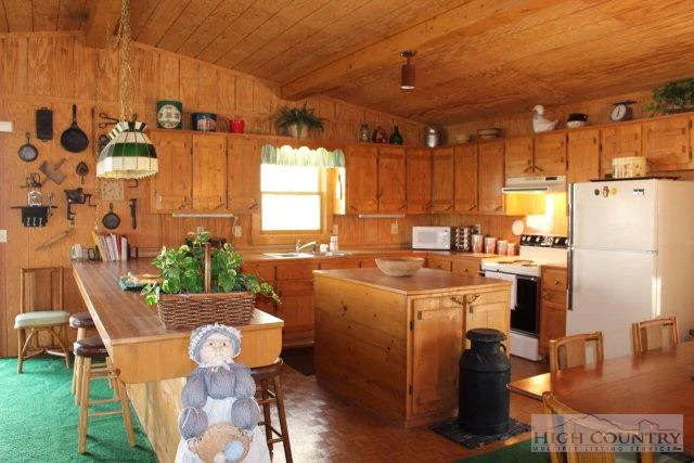 Image number 7 for the current listing