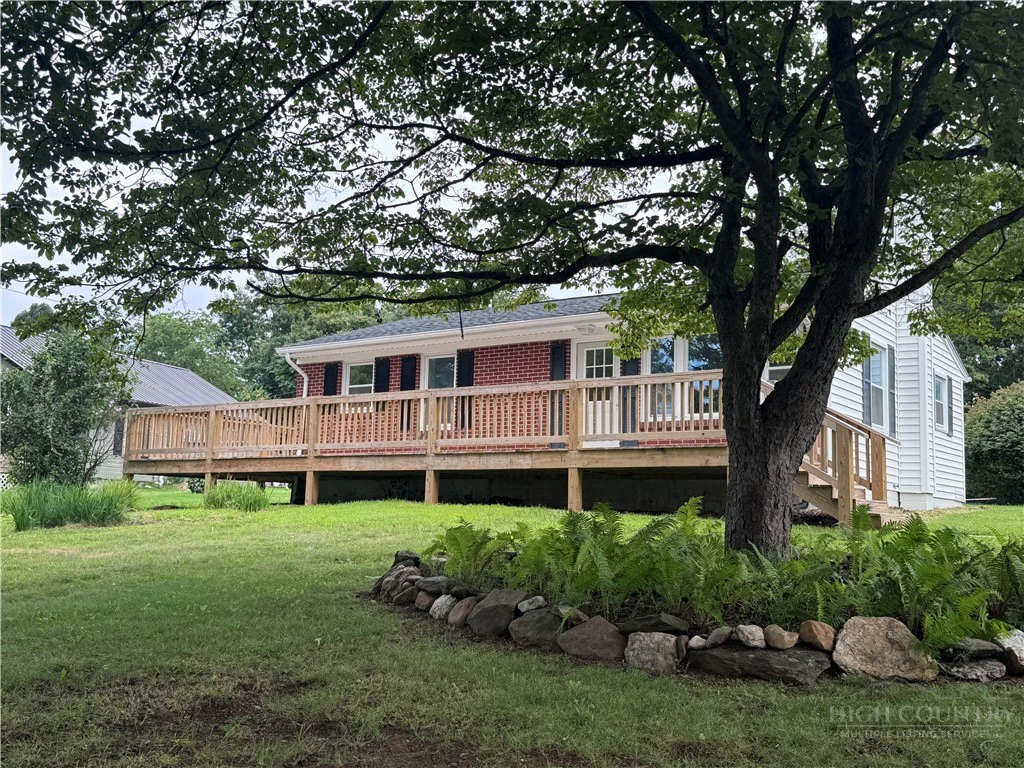 Image number 2 for the current listing