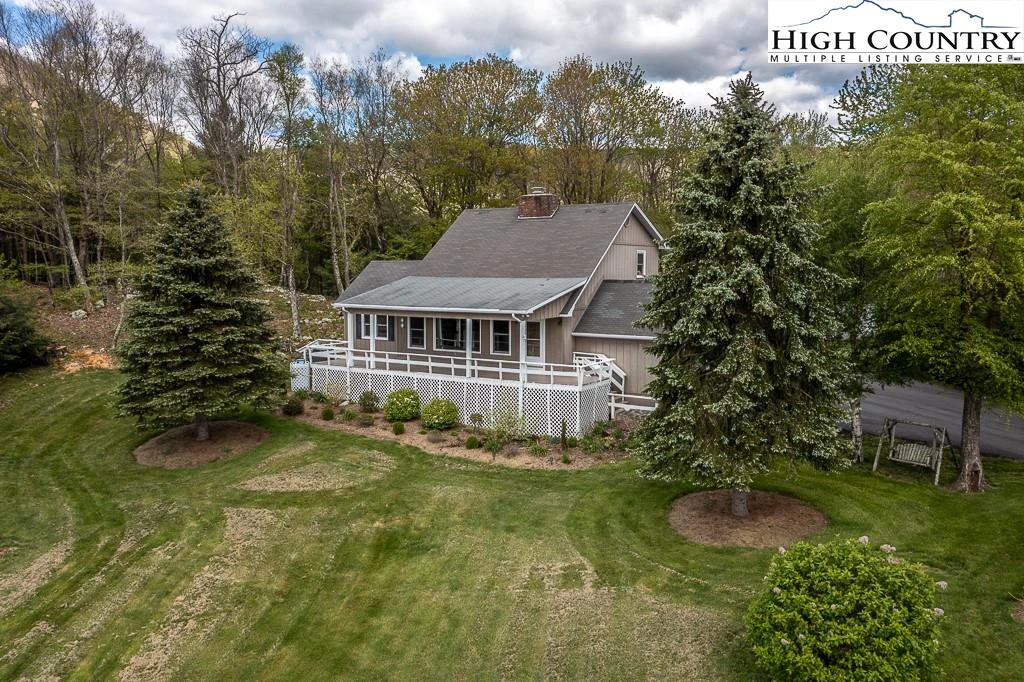 Image number 1 for the current listing